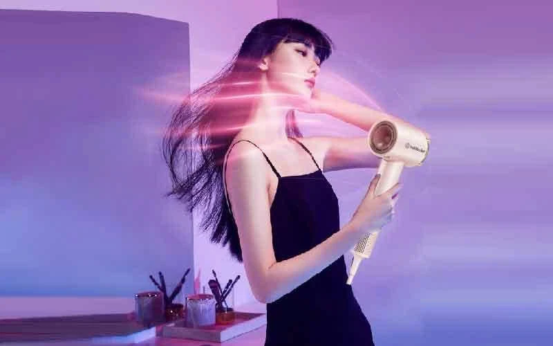 Bạn đã biết cách sấy tóc bồng bềnh bằng máy sấy tóc chưa? 2
